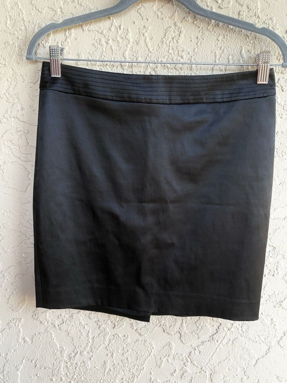 bebe Sz 4 Black Lined Mini Women's Skirt  Zip Back Sexy Pleated Waistband Glam